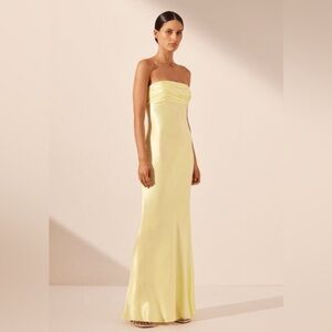 $420 shona joy La Lune Strapless Ruched Bodice Maxi dress - Lemon - yellow 4